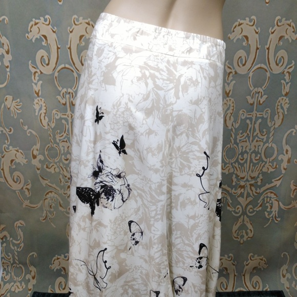 Soft Surroundings Butterfly Print Maxi Full Skirt - Picture 7 of 8
